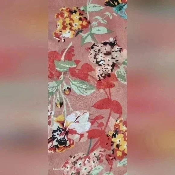 Sun and Shadow Floral Sleeveless Ruffle V-neck with Tie, Size medium - Picture 8 of 10